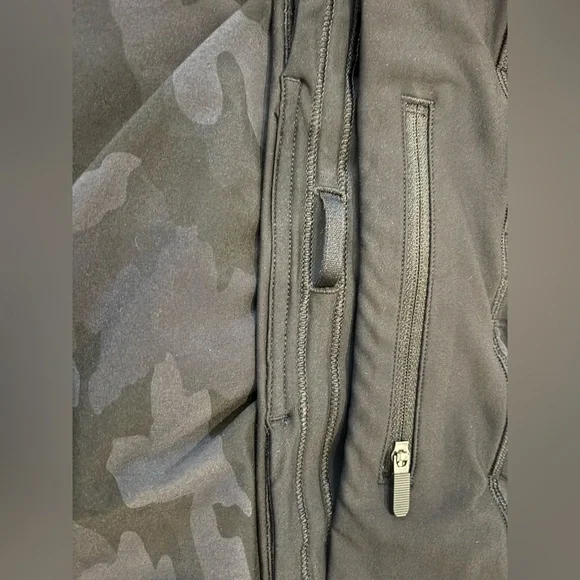 lululemon athletica Black Camo Skort-size 6 regular - Picture 9 of 14